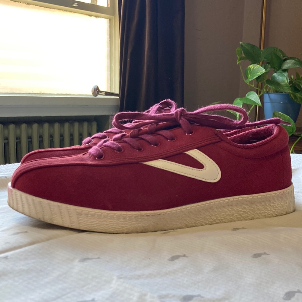 Tretorn vintage sneakers women’s size 9